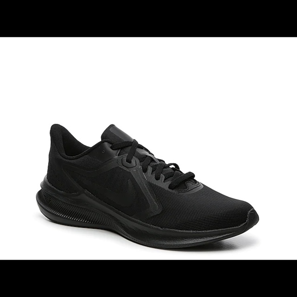 Nike women’s downshifters